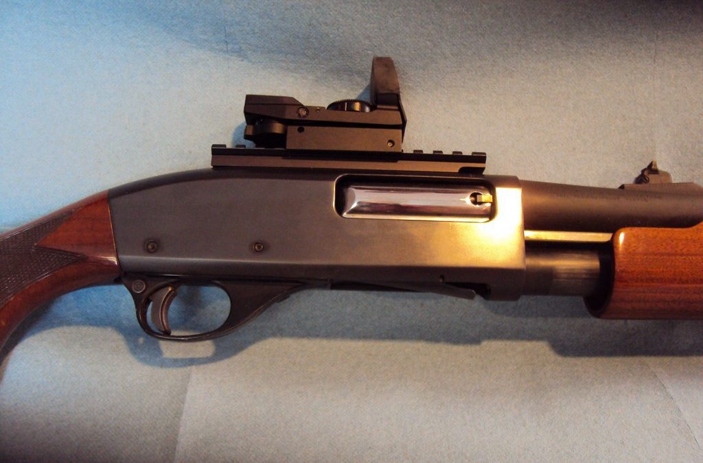 Smith and Wesson model 3000 12GA pump gun